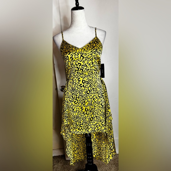 NWT Lulus Yellow Leopard Print High Low y2k Cocktail dress Party Flirty feminine - Picture 3 of 8